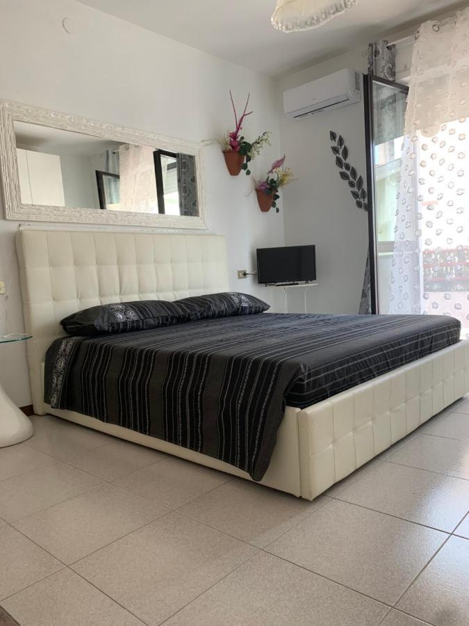 Bed and Breakfast Sonno E Sogni Montesilvano Marina Exterior foto